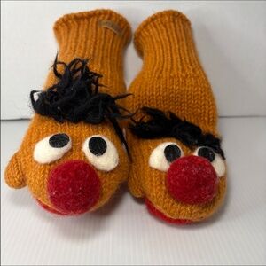 DeLux ERNIE MITTENS Sesame Street ADULT puppet LINED costume berts friend earnie